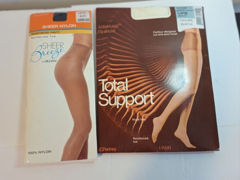 Vtg Lot Of 2 JCPenney Total Support Long White & Sheer Breeze By Gildan Q Blk